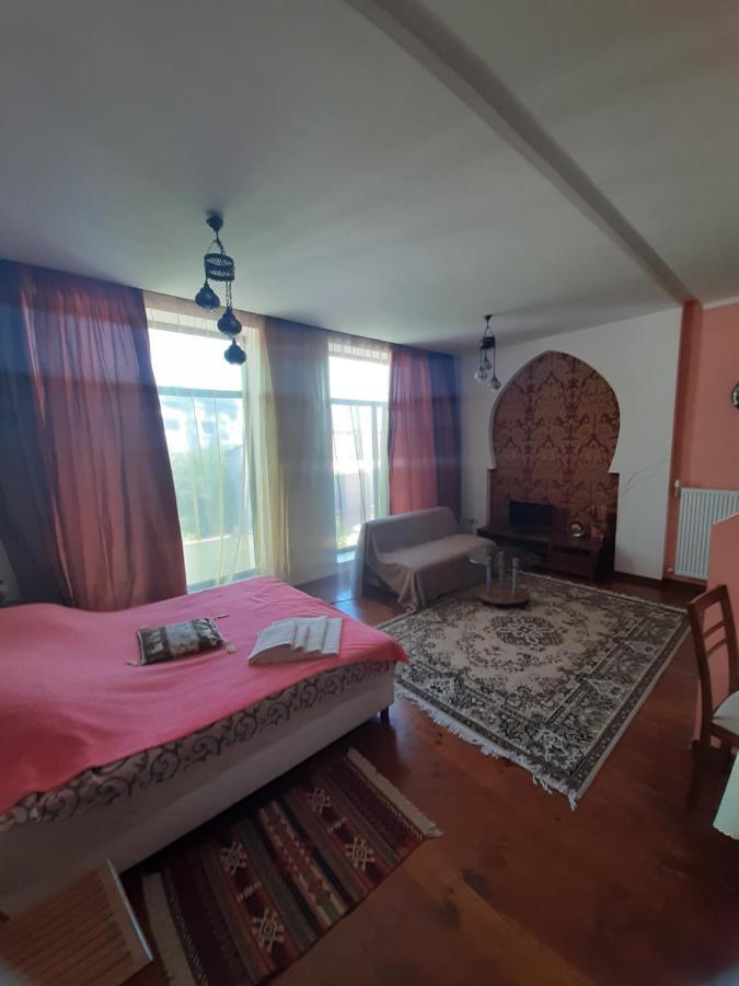 Guest House Chornomorsk Exterior photo