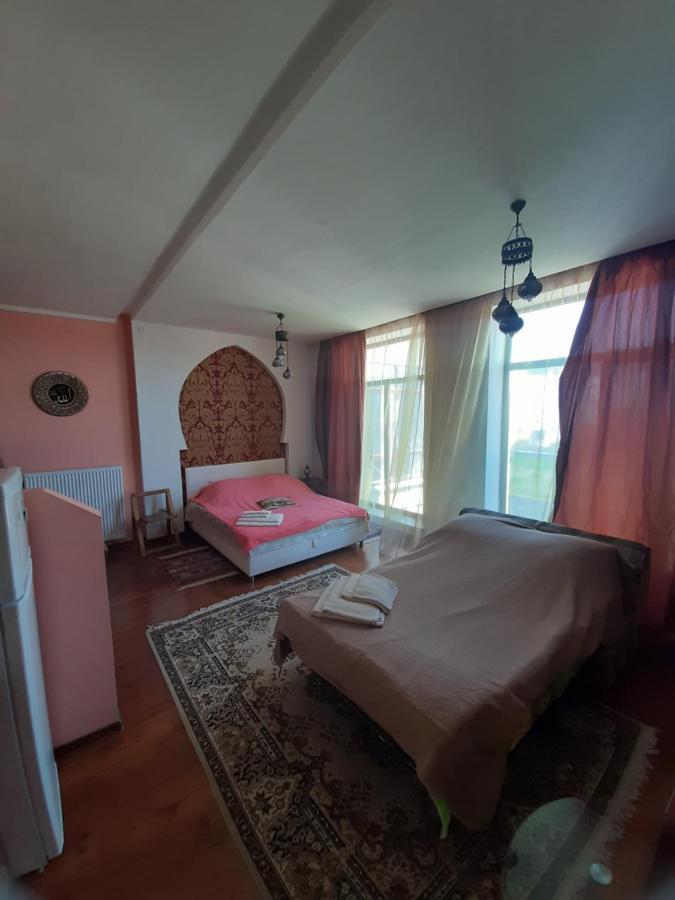 Guest House Chornomorsk Exterior photo